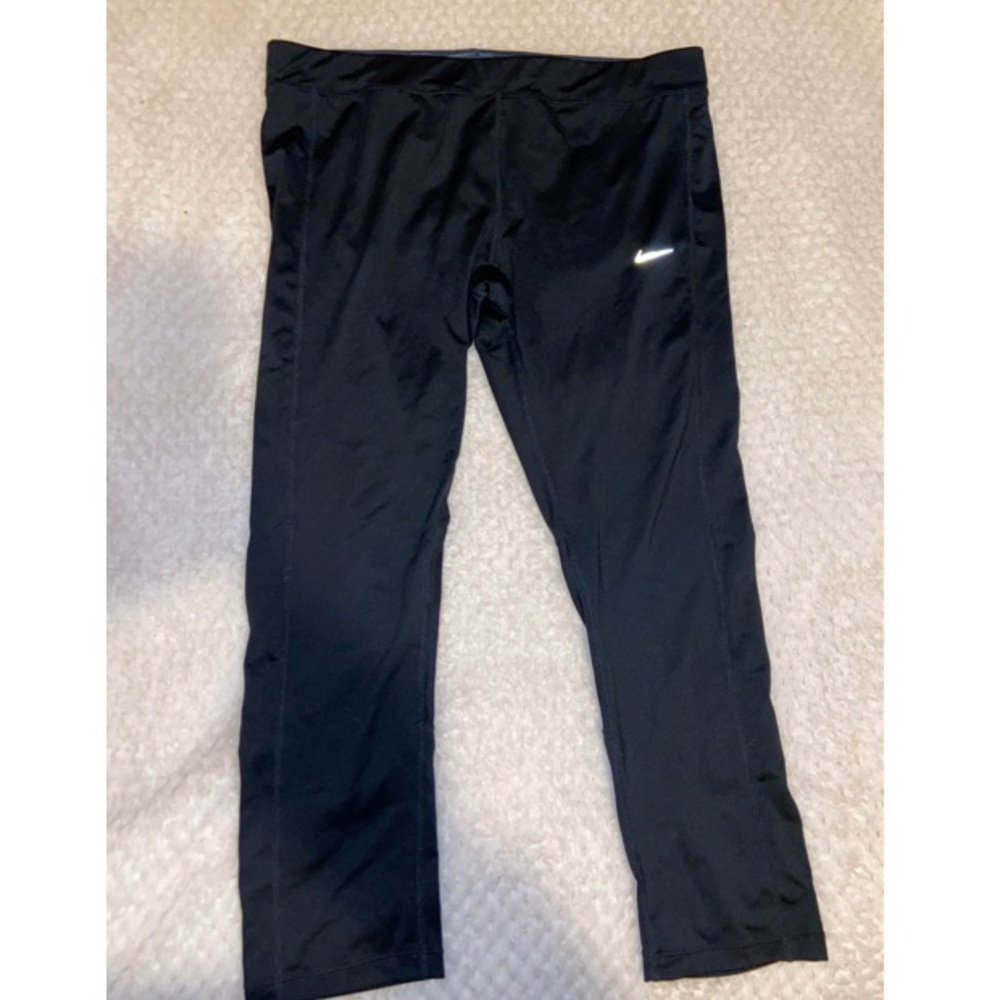 Nike cropped leggings